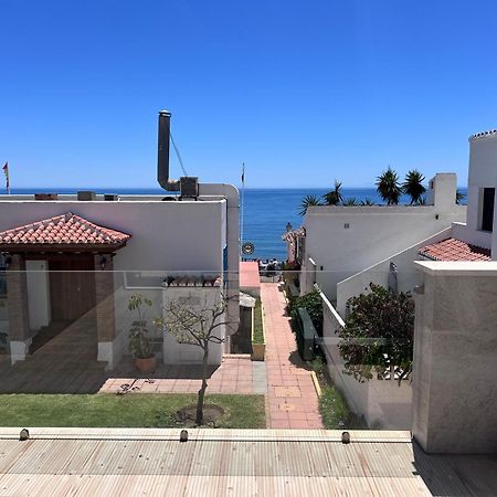 Pirata Bungalow Sea Front Estepona Luaran gambar